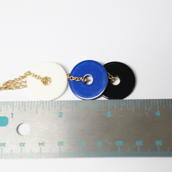 New York and Company Earrings - Picture 7 of 8